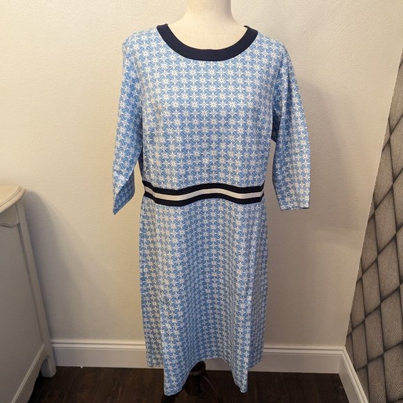 Draper James Honeycomb Floral Ponte Dress - Picture 5 of 14